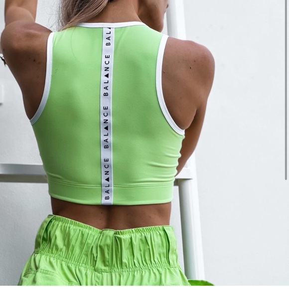 Balance Athletica isotope bra in orange - Picture 3 of 4